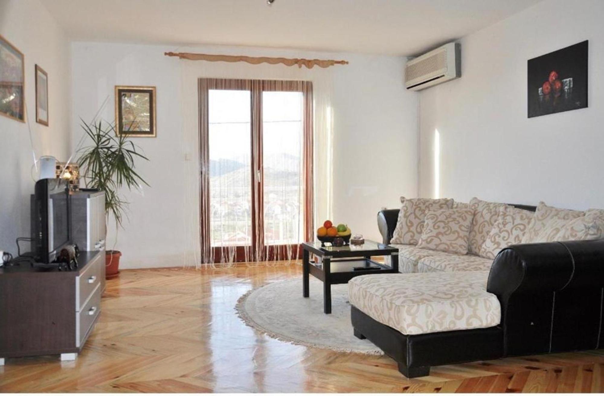 Nice View Apartment Ivanica Extérieur photo
