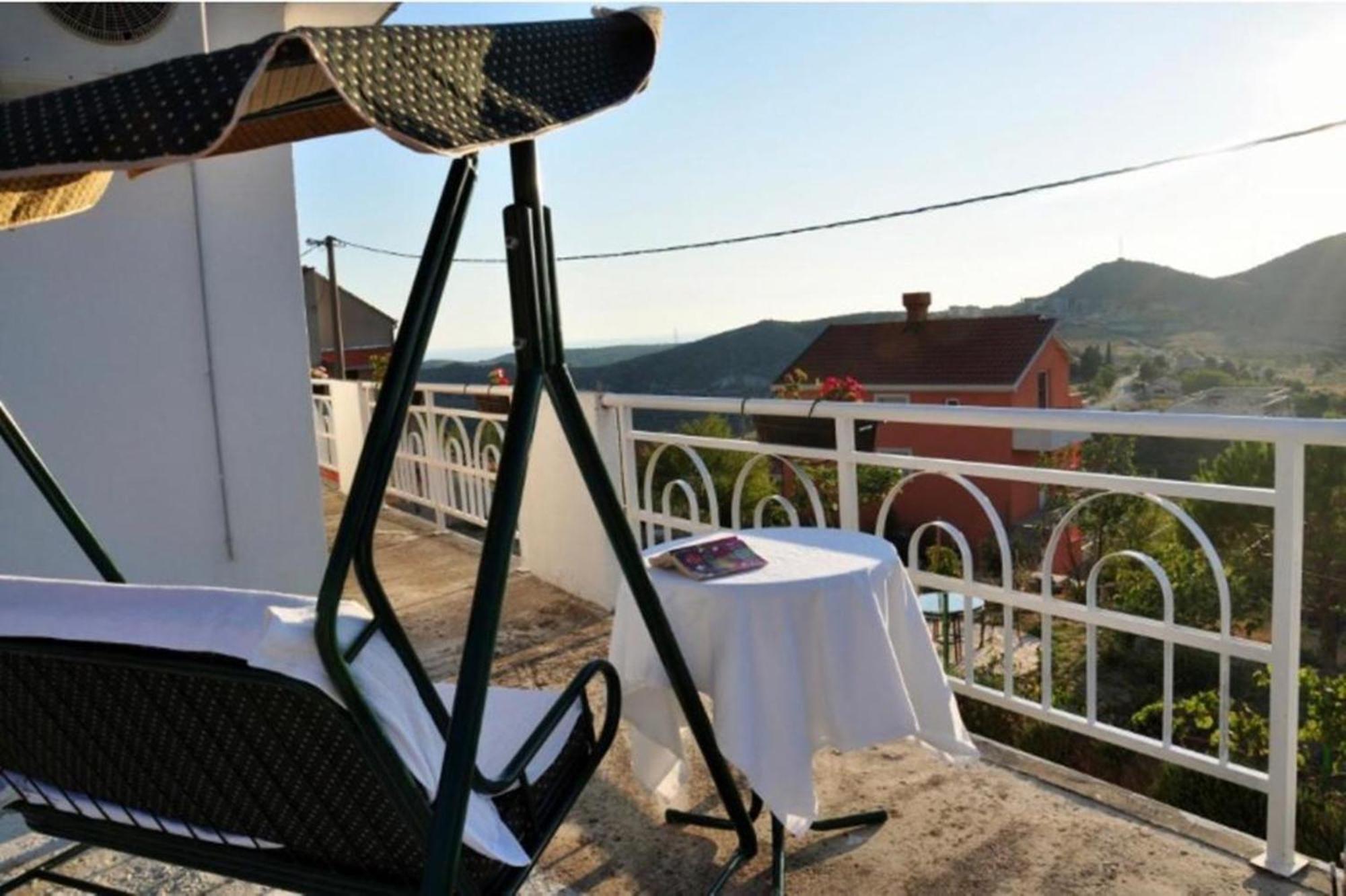 Nice View Apartment Ivanica Extérieur photo
